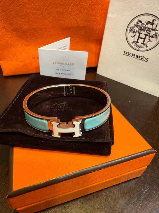 Hermes Jewelry - Clic H Bracelet in Lagon and White